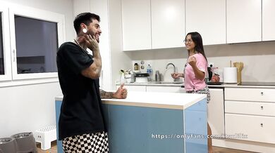 MY FRIEND FUCKED MY BOYFRIEND IN FRONT OF ME WITHOUT ME REALIZING