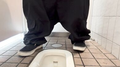 Awkwardly Pissing in a public Squat Toilet in Japan look at my Fat pussy