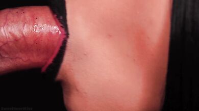 CLOSE UP: BEST BLACK LIPSTICK BLOWJOB from SEXY BRUNETTE! Magic DICK Sucking TECHNIQUE!