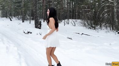 Real sex in a snowy winter forest