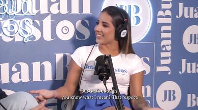 Natalia Garcia Pide a burger to suck the delivery man's cock on Juan Bustos Podcast