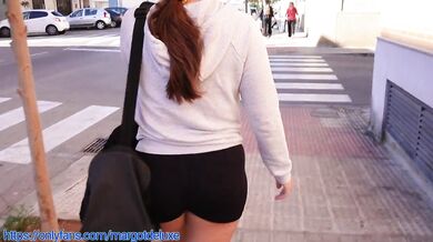 The big ass from the gym repeats with me after training