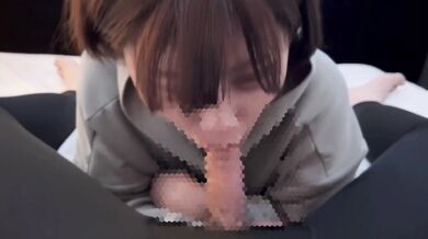 I get so excited when I get my boyfriend's dick in my throat cunt that I also gokkun down sperm!