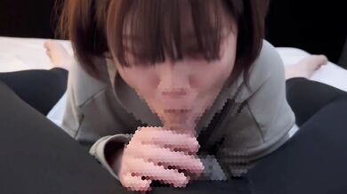 I get so excited when I get my boyfriend's dick in my throat cunt that I also gokkun down sperm!