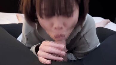 I get so excited when I get my boyfriend's dick in my throat cunt that I also gokkun down sperm!