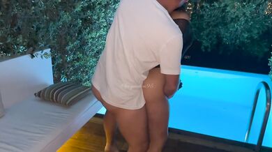 I want to make you cuckold look at how the UNKNOWN MAINTENANCE MAN with the BIG COCK fucks me