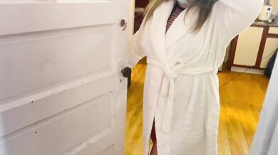 La neighbor pays my rent with sex MILF GORDITA I like her ass and her tits