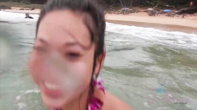On vacation with pornstar Vina Sky hanging at the beach and playing with her pussy in the car