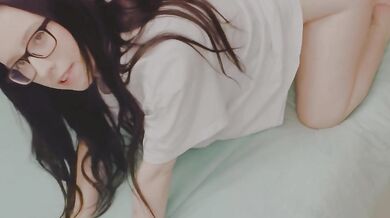 She showed me her old masturbation video! I would fuck her!