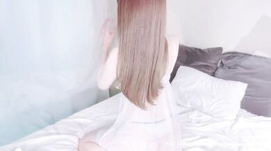 【Cum with me】I'm so Horney Can't stop touching myself - Lick my wet Pussy and drink Squirting