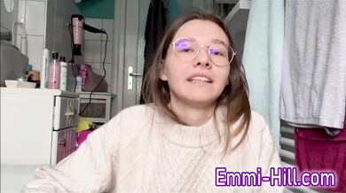EXTREME SQUIRT TEEN!