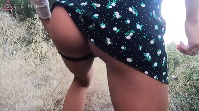 Quick sex with a hot tanned model this summer - ISEEME