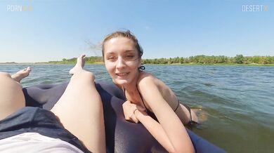 A hot girl from the beach did not ask my name, but she fuck me very well
