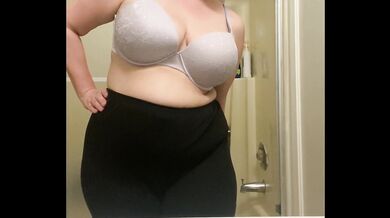 Shy Curvy Milf Acting Sexy