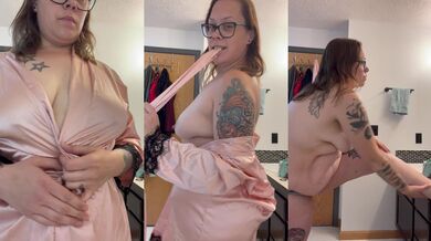 Get ready with me BBW stepmom milf lotion me down