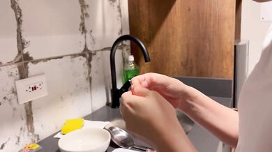 Ella fucks me hard and rich while I cook her eggs!