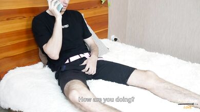 Сексу по Телефону Помешала Горячая Сводная Сестра в Бандаже