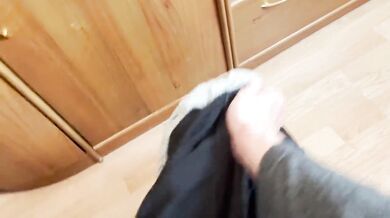 [ENG SUB]Fucked the courier for poor service while my husband is not at home