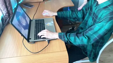 a young roommate did not let me play the computer
