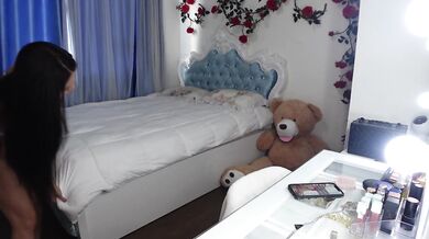 Asian Hottie met fan first time