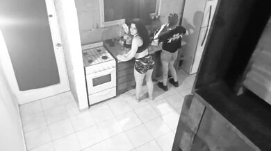 I fuck my friend's boyfriend while he cleans. Bootywhite x BobBigTula & MegVicious