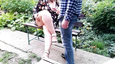 Gorgeous MILF gets cum on her wonderful bare legs