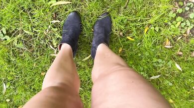 Desperate wetting accident outdoors piss on shoes and dress after party