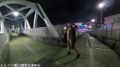 emiri Walking naked on footbridge & spread legs in the middle of the road