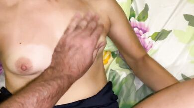Sweet fuck a girl with a hairy pussy and cum on her hairy pussy