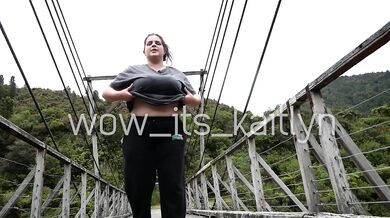 Hiking Naked And Playing! (@wow_its_kaitlyn)