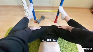 Step sister practices jumping on a dick. Takes in her mouth
