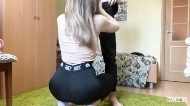 Step sister practices jumping on a dick. Takes in her mouth