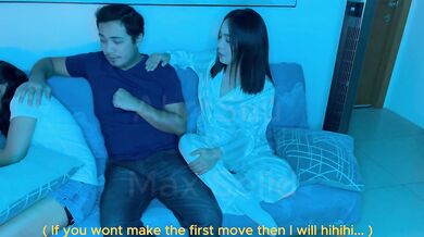 Bumigay sa tukso ang manyak na jowa ng step sister ko at ang taba ng titi niya!