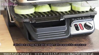  want to eat??? First Fuck Step Sister While Cooking on the Couch / Kisscat.xyz