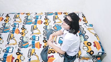 Ngentot istri orang habis pulang reunian sma