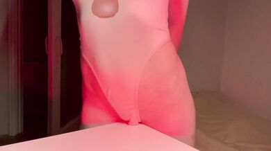 Rub against the table to orgasm, Rubbing