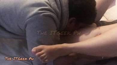 Kinantot ko ung tropa ni misis havang nag vivideo xa. Pinutikan ko pa sa loob ng pussy!