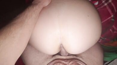Amateur wife with a big ass fucked doggy style and cummed inside. Real homemade.