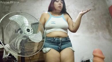 Pero que pajero que sos hijo de puta! Veni que te ayudo a acabar