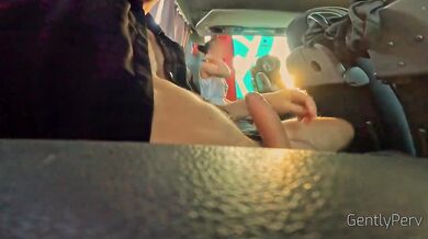 PUBLIC BUS ADVENTURE: I show my hard cock to a sexy cutie lady...she can't resist.