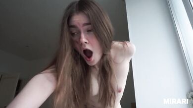 Penetrated the girlfriend's pussy and then doused her tits with sperm - MIRARI