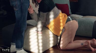 romantic sex on the sofa & massive cumshot - little arden