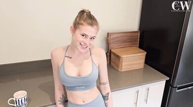 Chloe Wildd fucking a stranger at the gym, he didn't have a condom so he fucked my ass