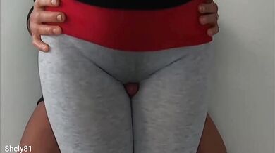 my nympho roommate has a vice... rubbing between the legs / 3 cumshot different times SHELY81
