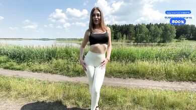Busty Cute Babe In White Tight Leggings Shows Big Ass On Walk Had Quick Casual Sex