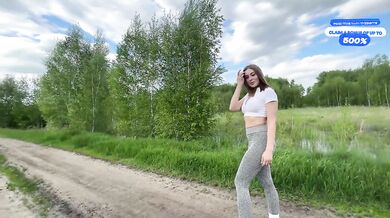 Beautiful bitch in tight leggings on a run, shows wet big tits and ass. Casual sex