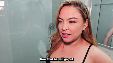 Plumber gives his job to lesbian couple who want to try a cock on their anniversary