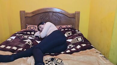I fuck my friend's sister from the side