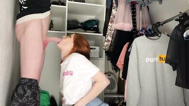 Teenagers locked themselves in the dressing room and fucked passionately