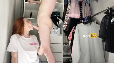 Teenagers locked themselves in the dressing room and fucked passionately